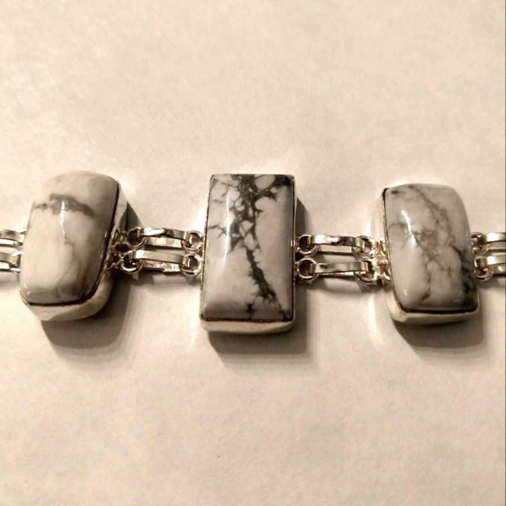 Sterling Silver Marble Bracelet.